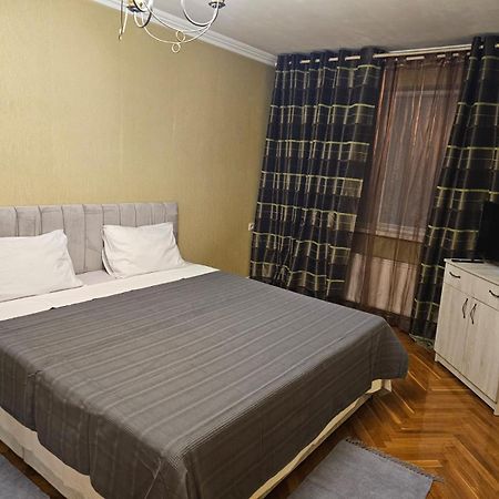 Bulevardul Dacia 18 Chisinau Luaran gambar